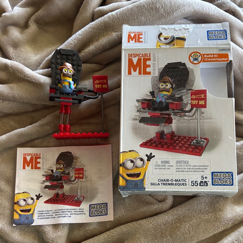 Mega Bloks Despicable Me Red and Black Chair-O-Matic Building Set